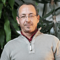 Robert Fischer, spedytor ds. transportu lotniczego z chin